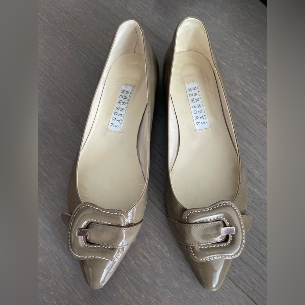 Taupe Color patent leather flat shoes(Barneys NewYork)